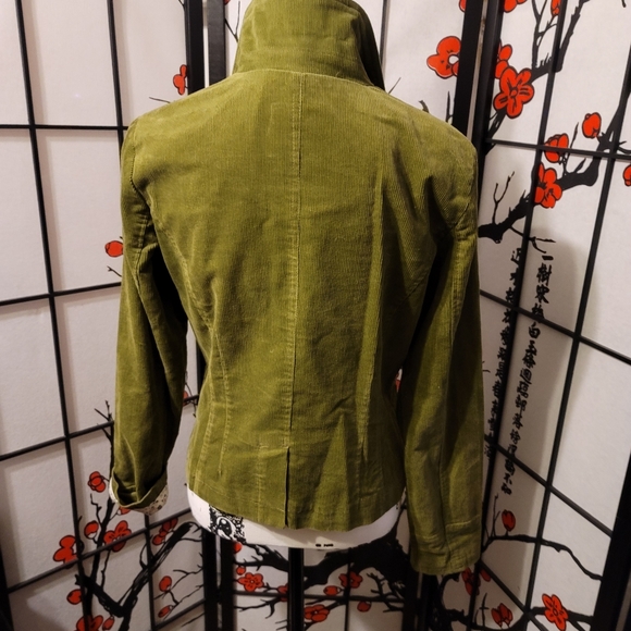 TWENTY-TWENTY LADIES SHORT OLIVE GREEN CORDEROY JACKET FLORAL LINING/SIZE MEDIUM - Picture 7 of 12